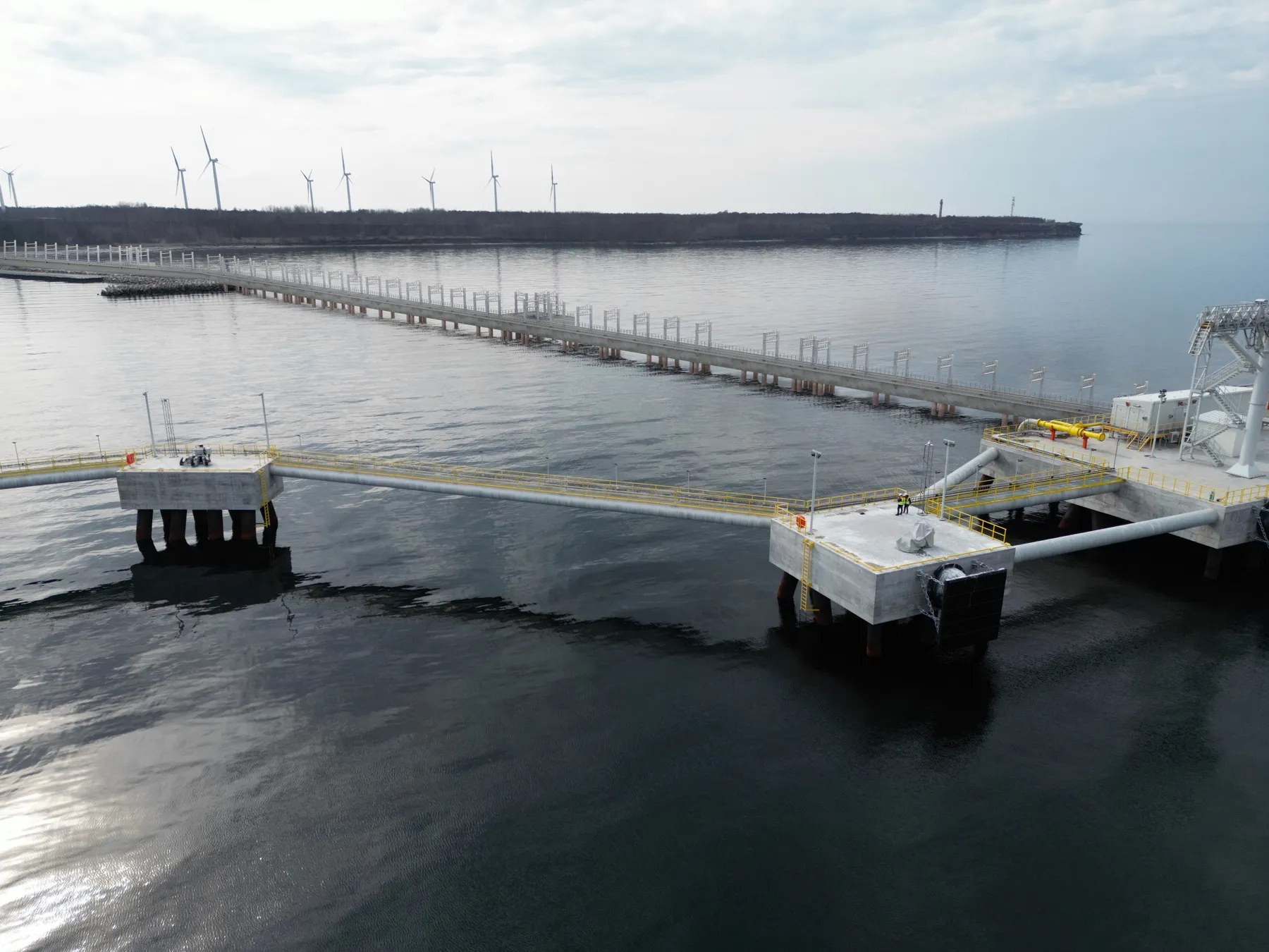 3D rendering of a marine pier and jetty